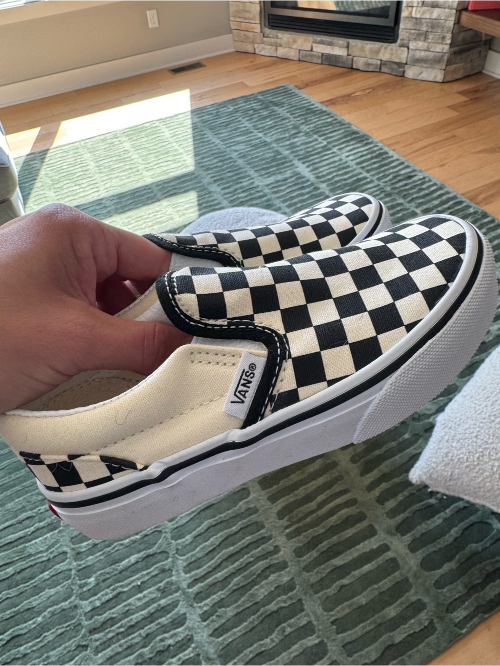 NWOT - Unisex Vans Checkerboard Slip-On Sneakers - Black & White